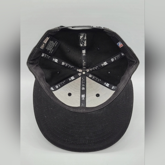 New Era 9Fifty 76'ers Snapback - Picture 4 of 4